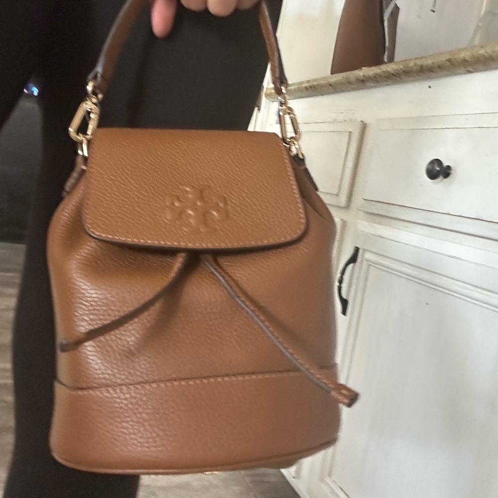 New Tory Burch Thea backpack /satchel/ shoulder leather bag <each>398 re… - Picture 8 of 16